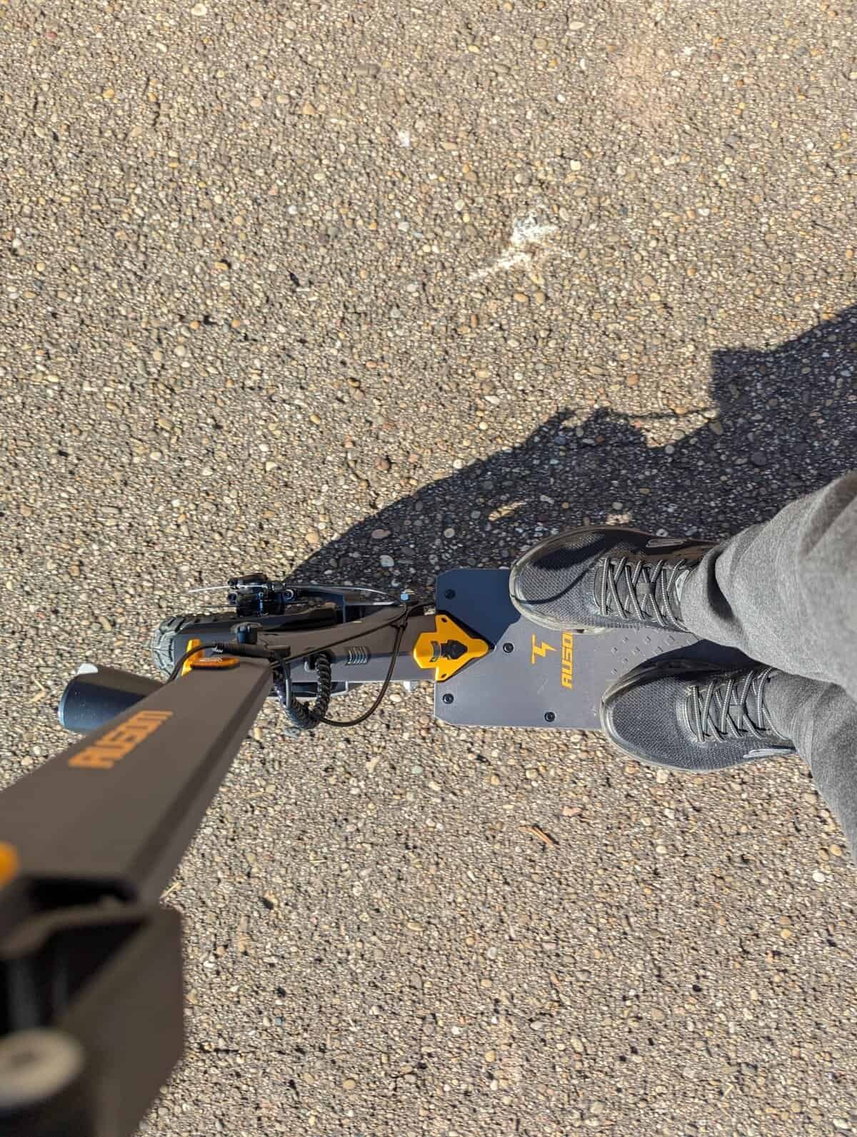 Ausom L1 ABE - Patinete eléctrico - Tienda de ruedas