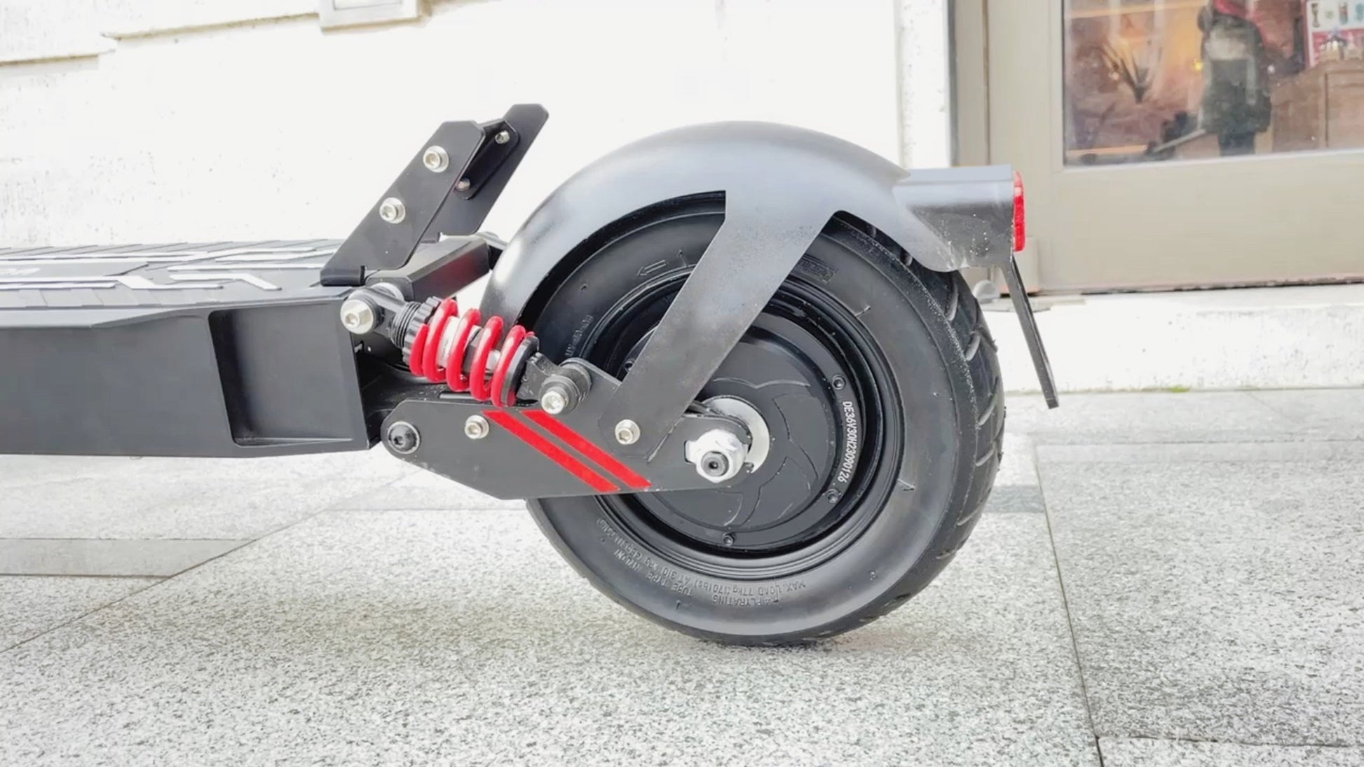 DriveTron DT08 (36V 10Ah) - Patinete eléctrico - Tienda de ruedas