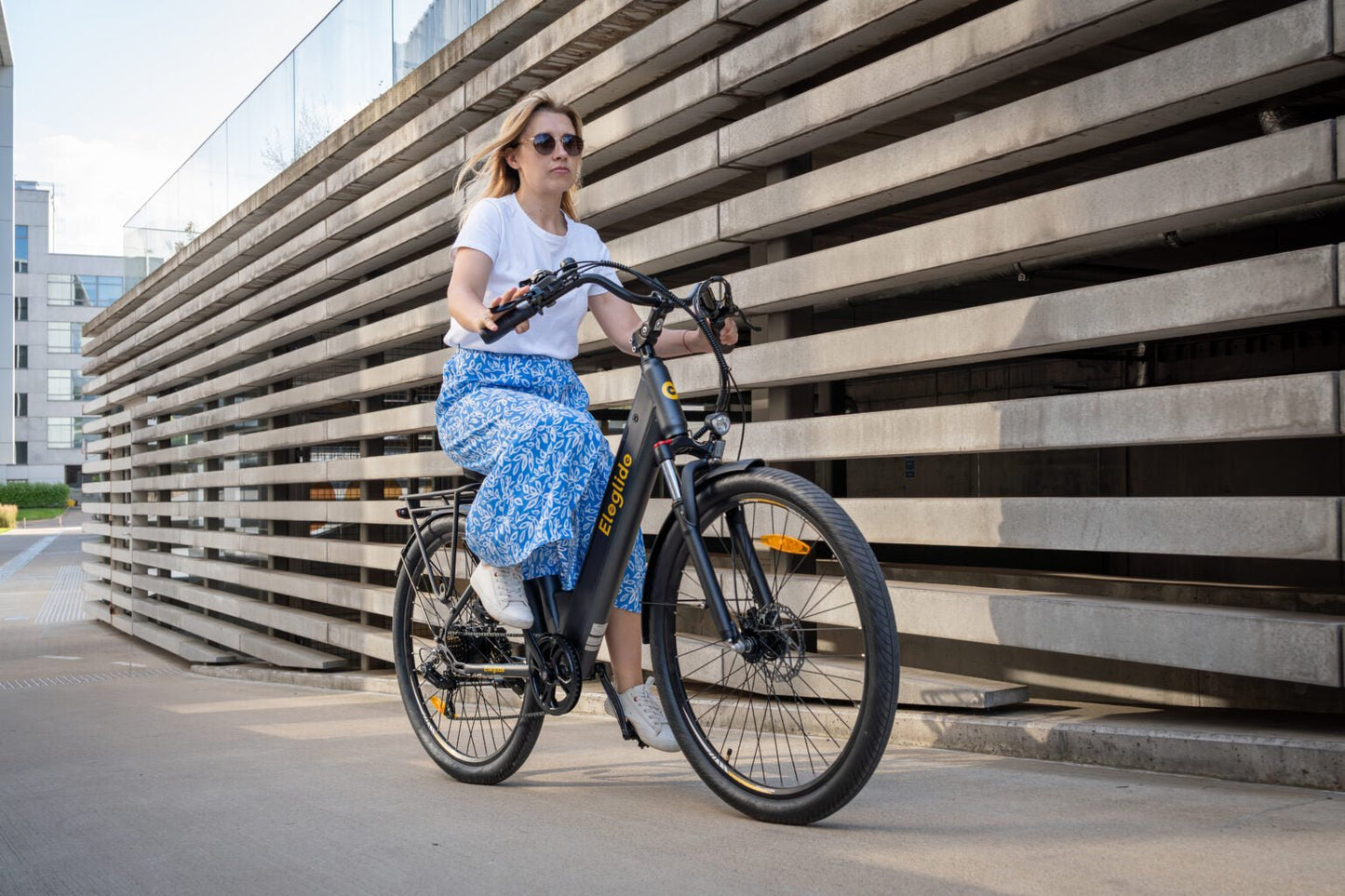 Eleglide T2 - Bicicleta eléctrica - Tienda de ruedas