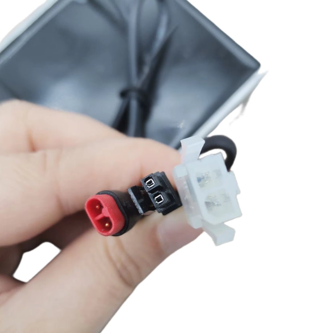 Built-in charger Ninebot P65/P100 - Spare part - Wheelyshop