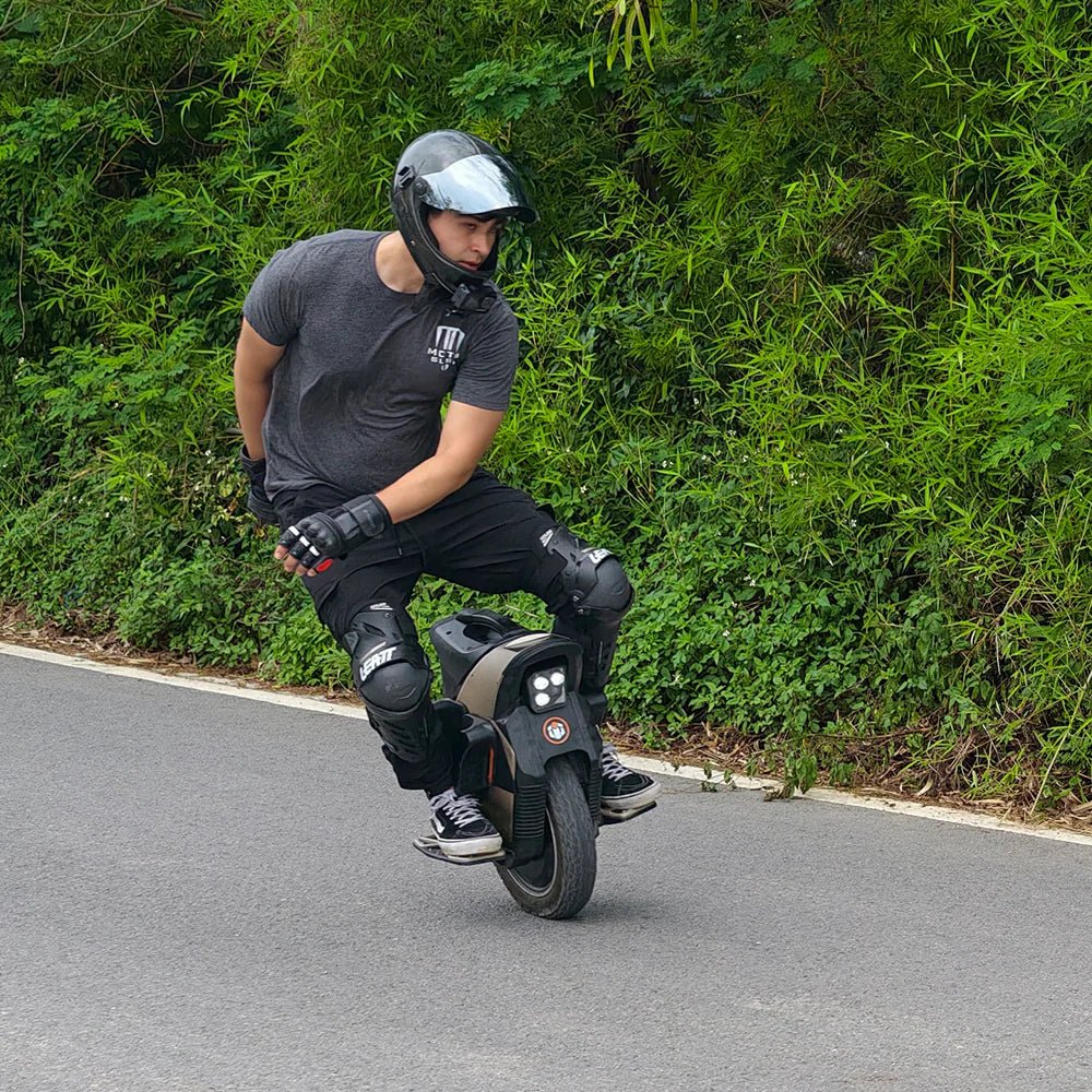 InMotion V12S - Unicycle - Wheelyshop