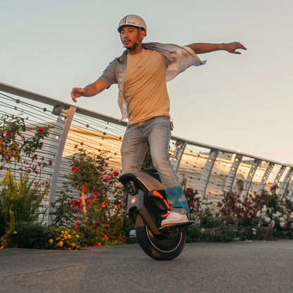 InMotion V12S - Unicycle - Wheelyshop