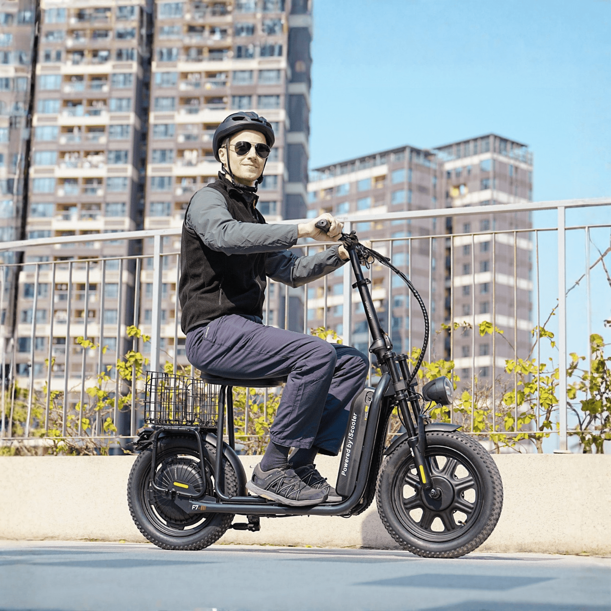 iScooter F7 - Electric scooter - Wheelyshop
