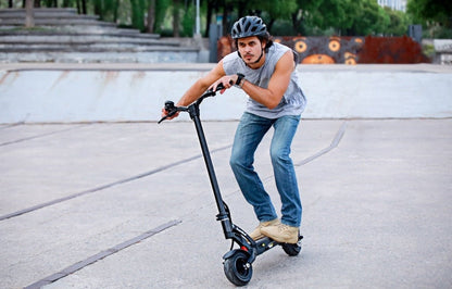 KAABO MANTIS 8 PLUS (48V 24.5Ah) - Patinete eléctrico - Tienda de ruedas