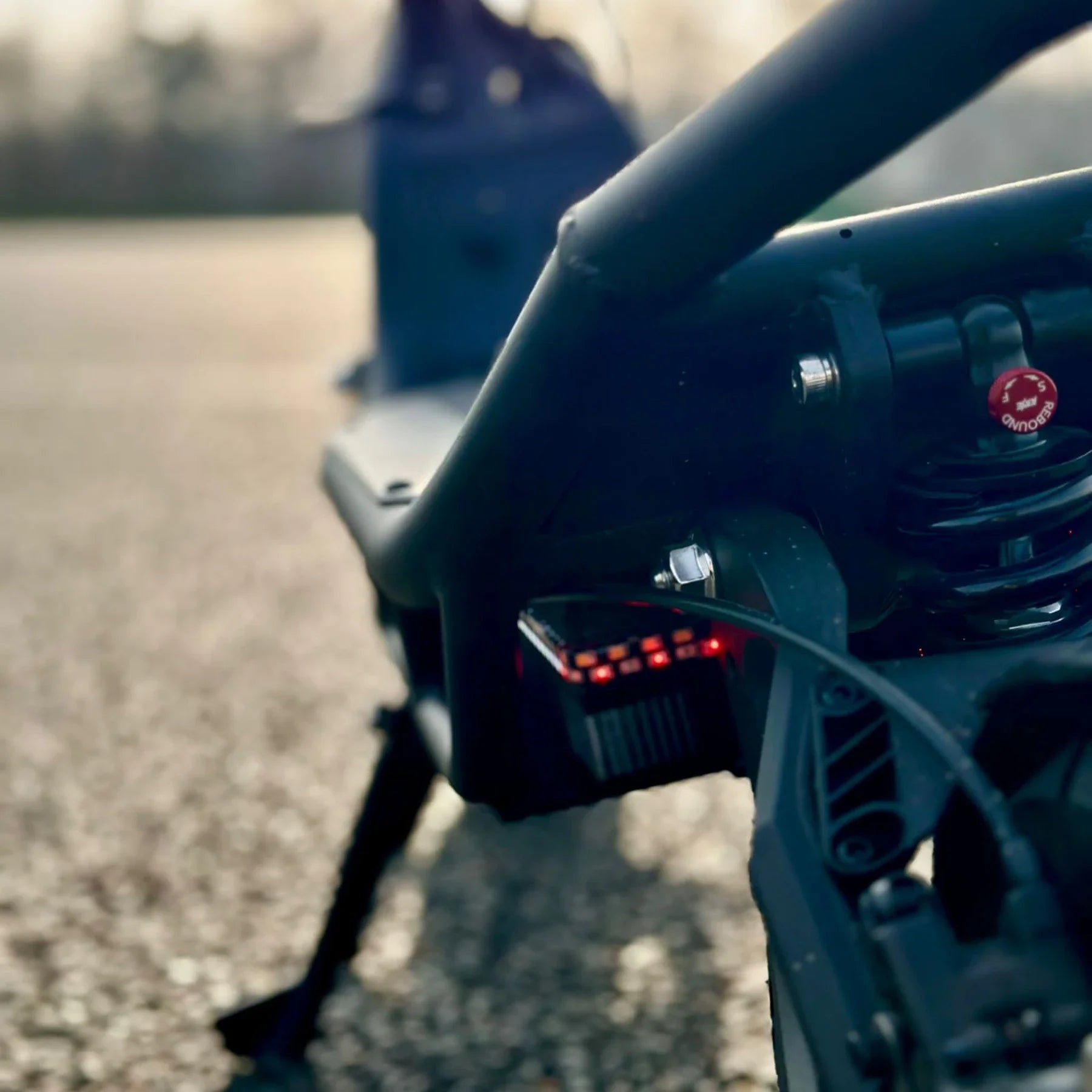 NAMI QUEMADURA - E 3 MAX - Patinete eléctrico - Tienda de ruedas