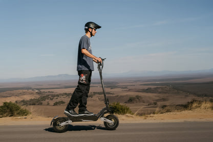 OOTD T10 - Patinete eléctrico - Tienda de ruedas