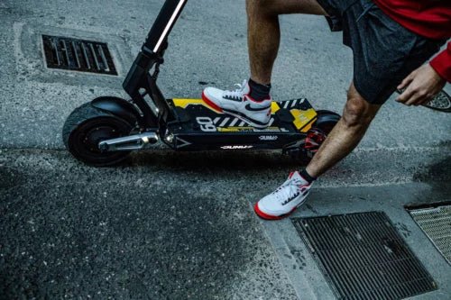 Punk rebelde Pro Max - Patinete eléctrico - Tienda de ruedas